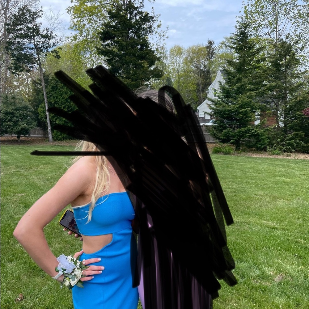 selling a blue prom dress! size small